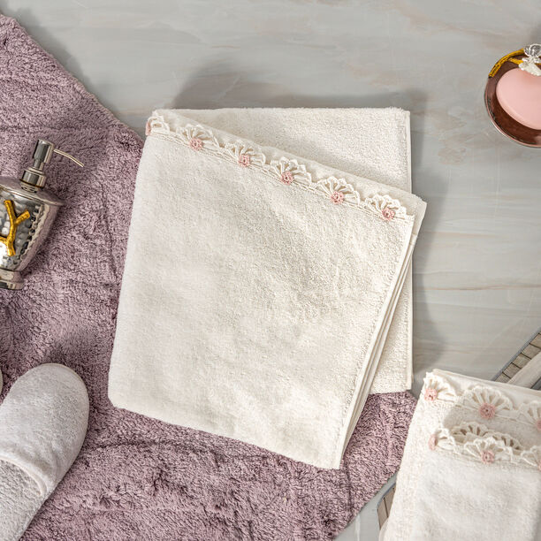 Crochet Border Bath Towel 100% Cotton 70*140 cm White image number 0