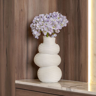 Off white resin ribbed vase 22*21.8*36.6 cm
