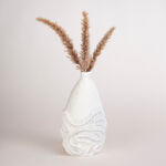 Off white resin coral vase 20*20.2*36 cm image number 0