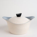 Lahoya white granite pot with lid image number 0