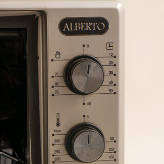 Alberto black electric oven 40 LT, 1300 W