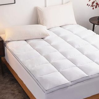 Cottage plush mattress topper with a down proof finish 180*200*10cm