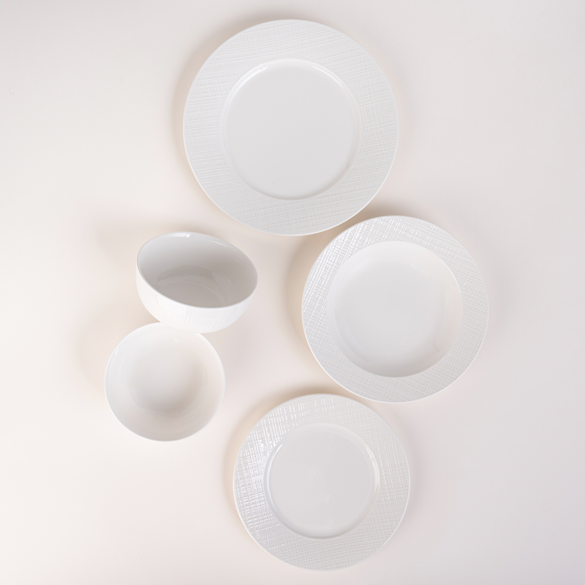 

La Mesa white porcelain 16pcs dinner set