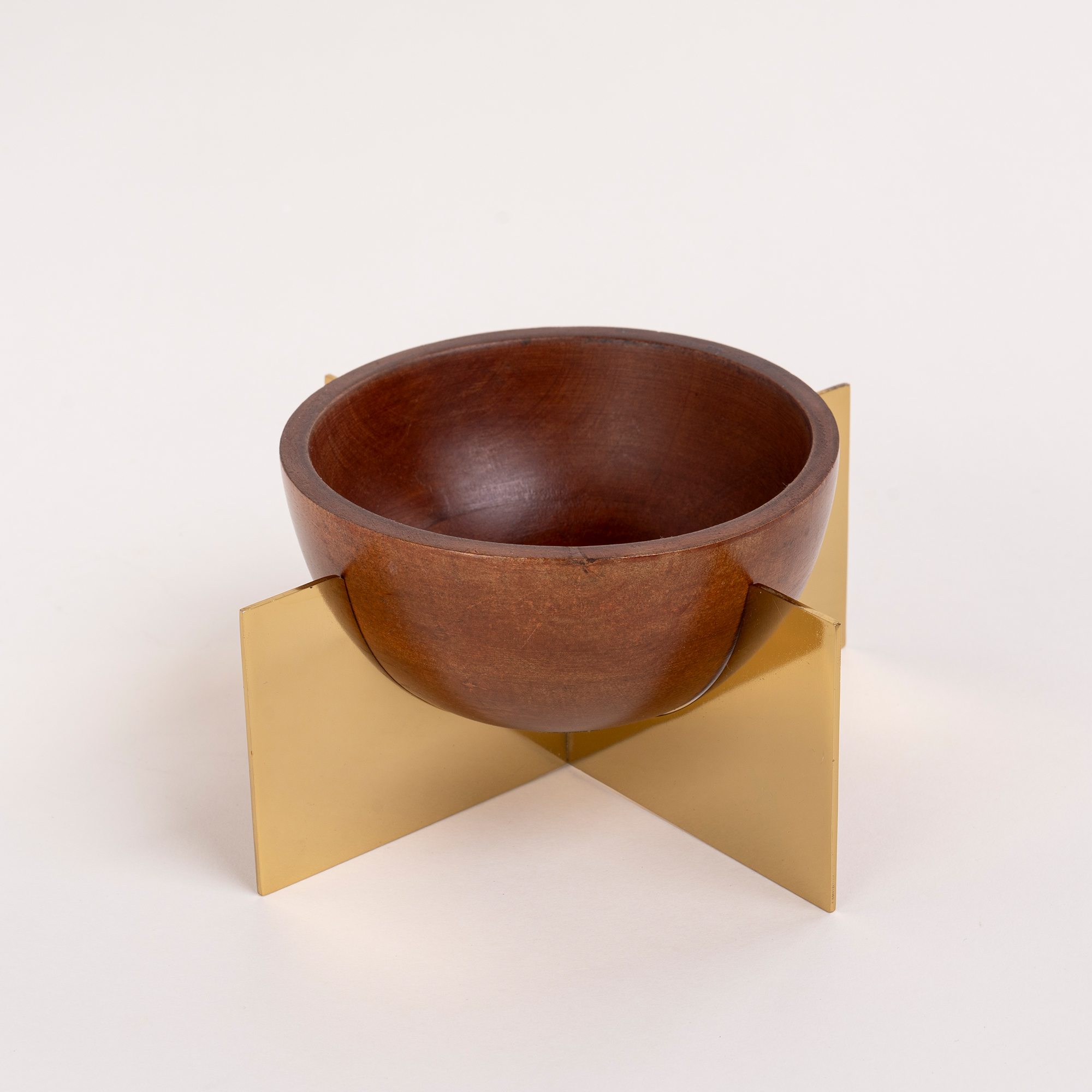 

Nuts Bowl Wood With Steel X Gold